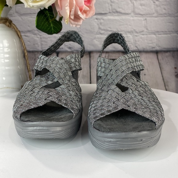 ATHETECH MAREENA Metallic Silver Woven Open Toe Sling Back Low Heel Sandals - Picture 3 of 17